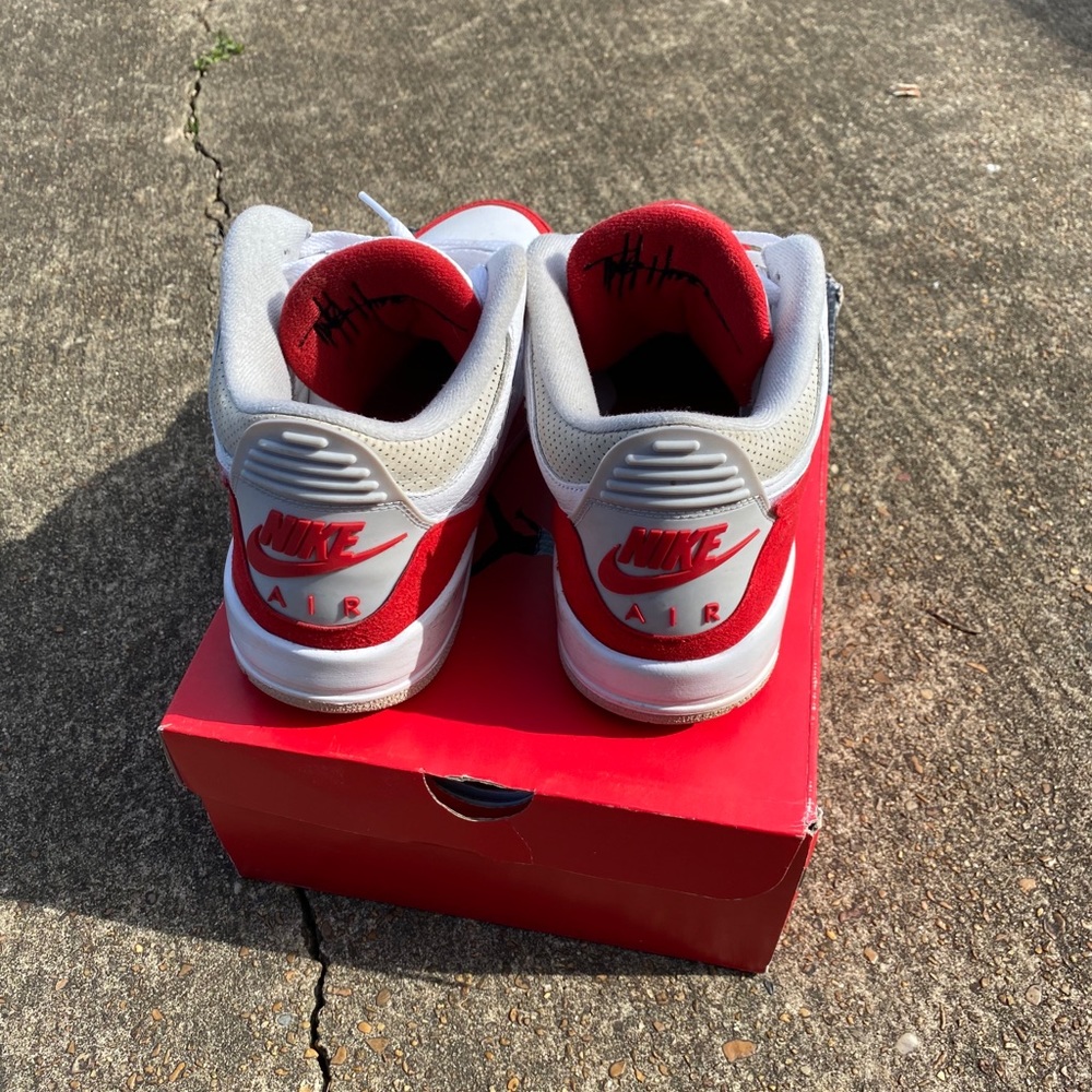 Jordan 3 - Picture 3 of 7